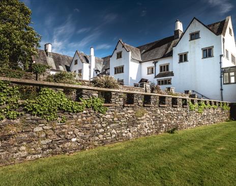 Exterior and grounds at Blackwell, the Arts & Crafts House, Bowness-on-Windermere, Lake District © Robin Zahler