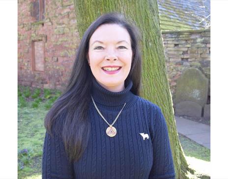 Portrait photo of Wendy Long for the Love, Loss and Laughter recital at Carlisle Cathedral