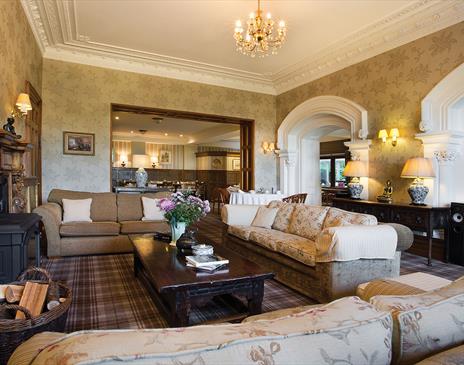 Yewfield Lounge