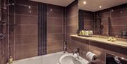 Ensuite bathroom at Plato's in Kirkby Lonsdale, Cumbria