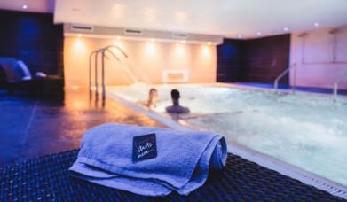 Towel by the side of the spa pool at Daffodil Hotel & Spa