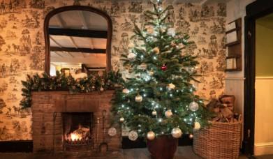 Christmas Decor at The Queen's Head Askham