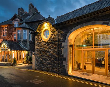 Exterior and Entrance at Applegarth Villa Hotel & Restaurant in Windermere, Lake District