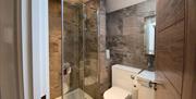 Ensuite Bathroom with a Shower at Glaramara Hotel in Seatoller, Lake District