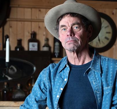 Photo of Rich Hall for a Performance at Rosehill Theatre in Whitehaven, Cumbria