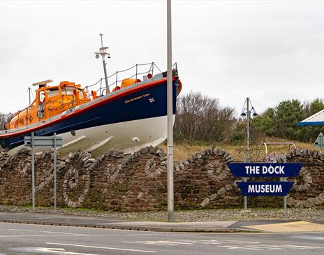 Channelside Walk - The Dock Museum
