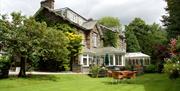 Exterior and Garden at Beck Allans Self Catering Apartments in Grasmere, Lake District