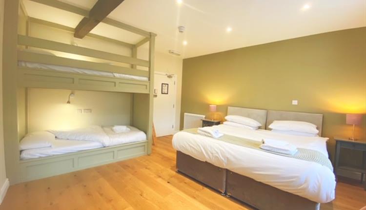 Riverbanc Bedroom
