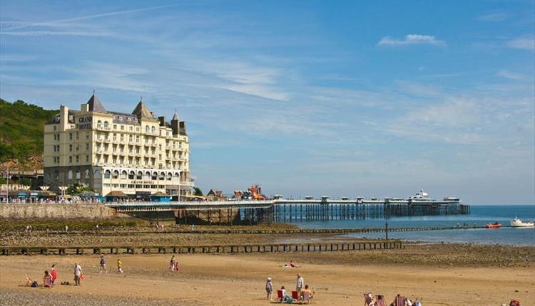 Llandudno Pier - Go North Wales