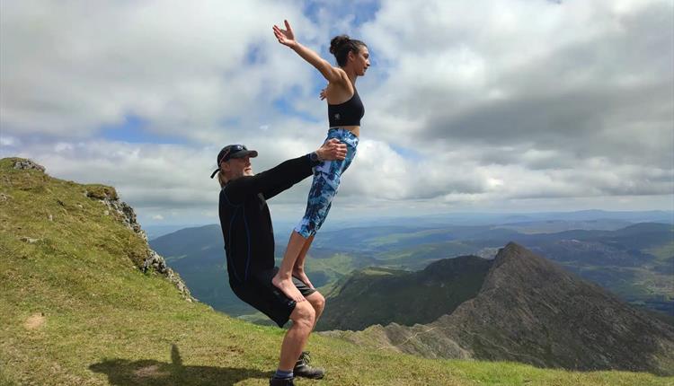 Climbing snowdon sales