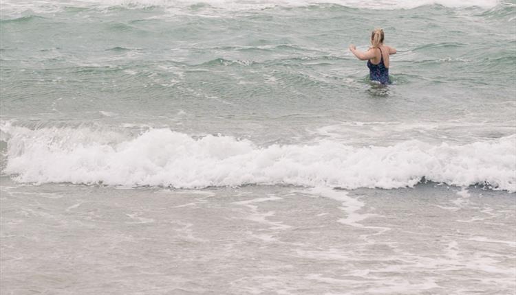 Introduction to Safe Sea Swimming