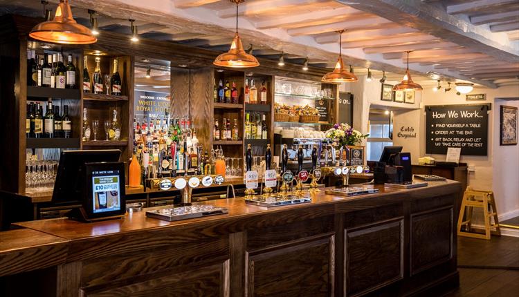 Royal White Lion Hotel Bala
