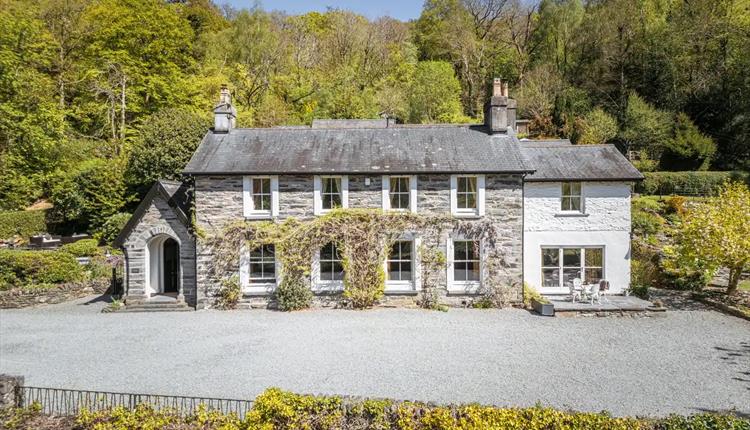 Woodlands Estate House/Plas Coedfa, Betws Y Coed