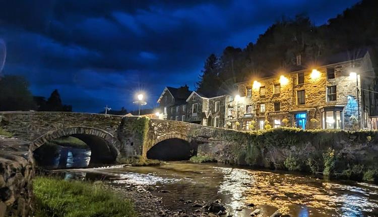 Prince Llewelyn Hotel
