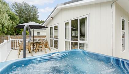 Hot tub lodge at Talacre Beach Resort