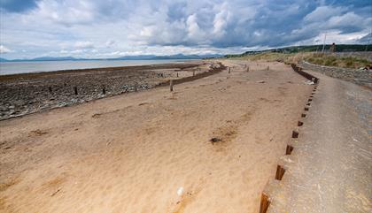 Llandanwg Beach