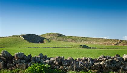 Barclodiad y Gawres