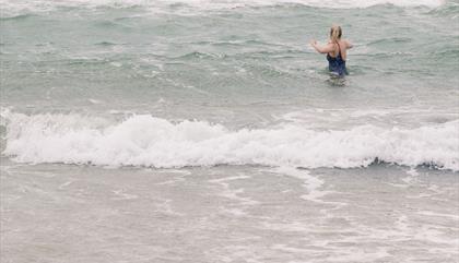 Introduction to Safe Sea Swimming