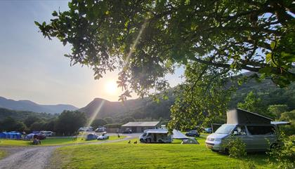 Cae Du campsite and moutain view