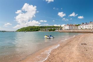 beaumaris beach