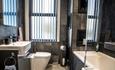 Bathroom, family holiday let, Caernarfon