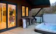 Hot tub lodge at Plas isaf