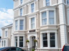 Cae Mor Hotel