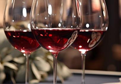 Three glasses of red wine