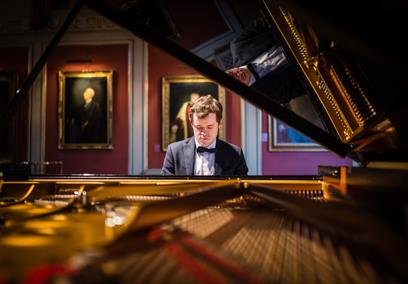 Benjamin Grosvenor Piano