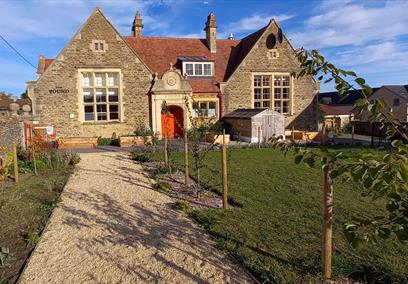 Family Workshop: Up The Garden Path