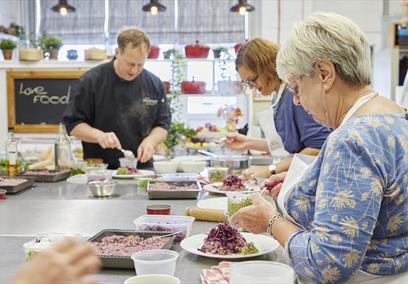 Steak Night Cookery Class With Peter Vaughan