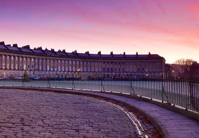 The Royal Crescent in Bath at twilight