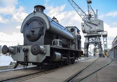 Steam engine and crane driving experiences