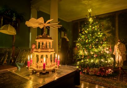 Stonor Candle Lit Christmas