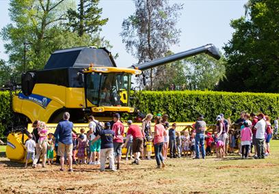 Tractor Ted Big Machines Weekend