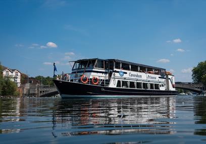 Thames Rivercruise Boat