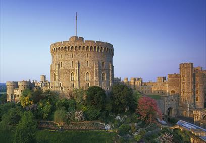 The Round Tower, Windsor Castle (landscape) -  Photographer Peter Packer