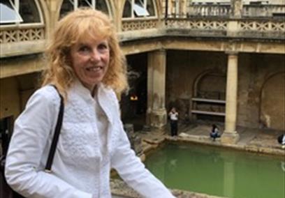 Julia Morris Blue Badge Guide