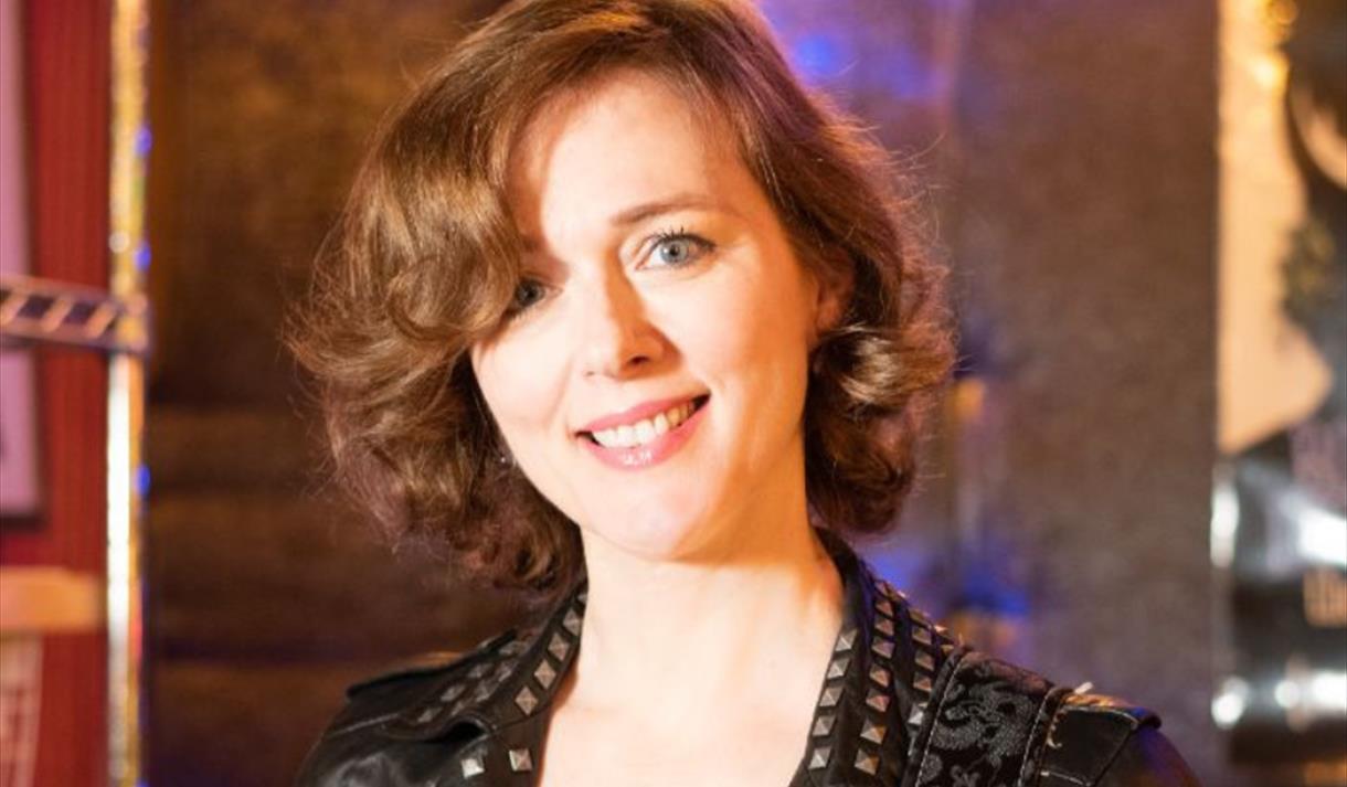 A portrait of Laura Cantrell