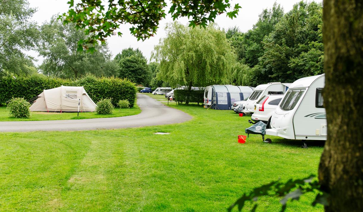 Devizes Camping and Caravanning Club Site Great West Way