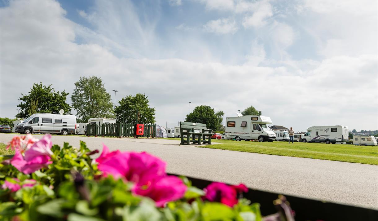Salisbury Camping And Caravanning Club Site Great West Way