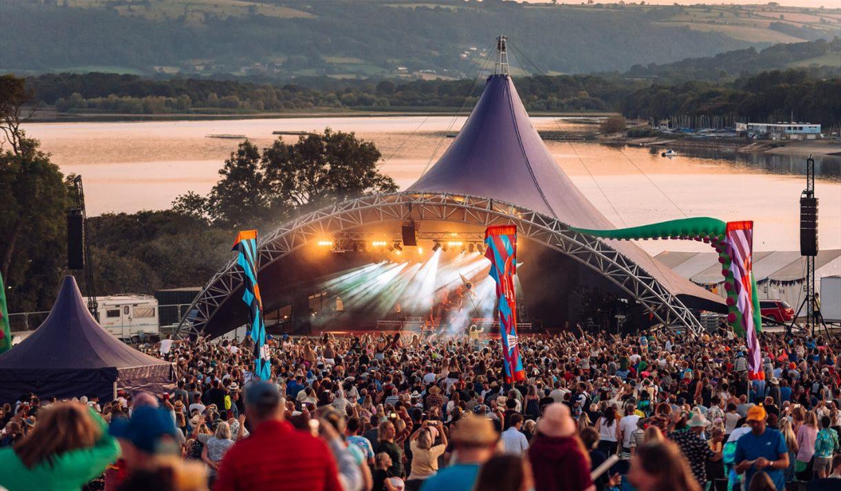 Main stage at Valley Fest