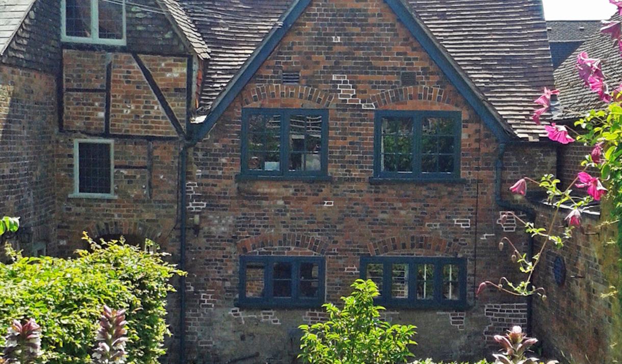 The outside of the Merchants House