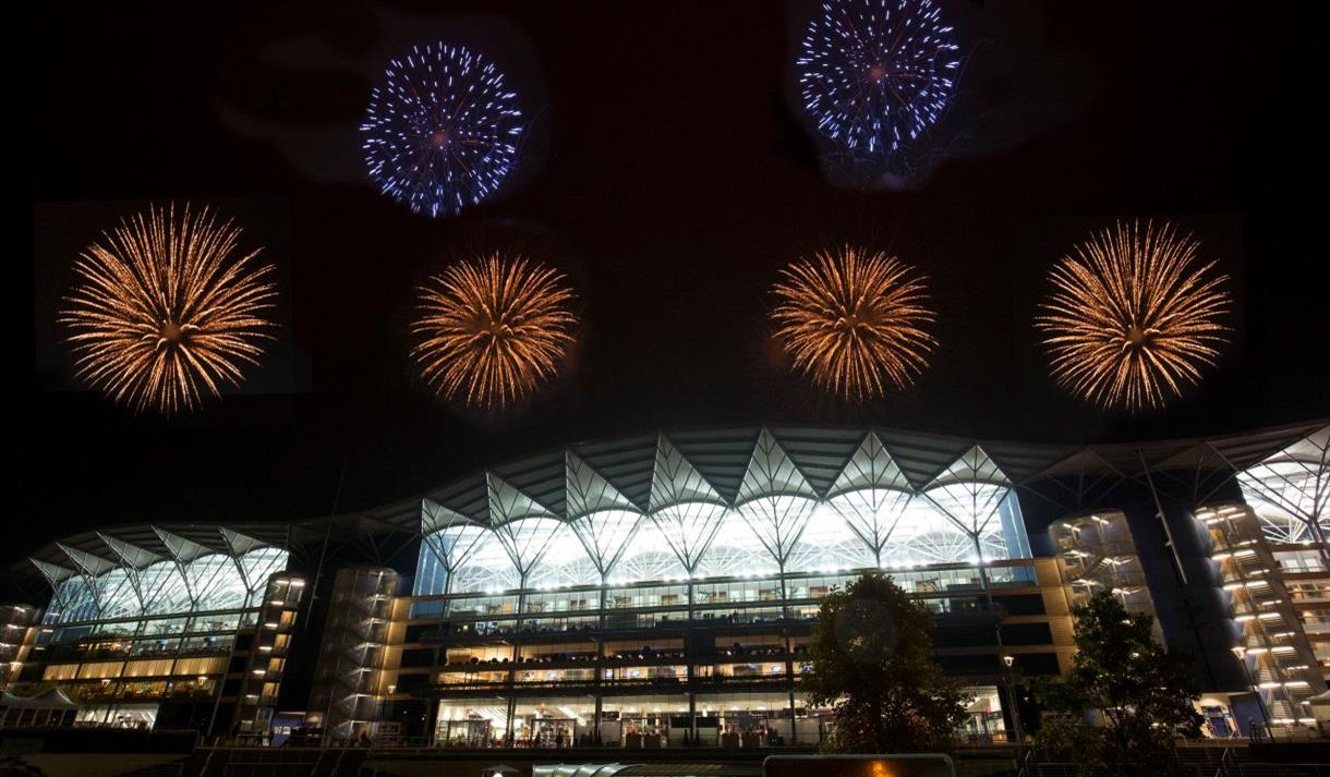 Racing at Ascot: Fireworks Spectacular Family Raceday