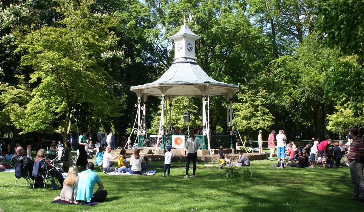 Town Gardens, Swindon