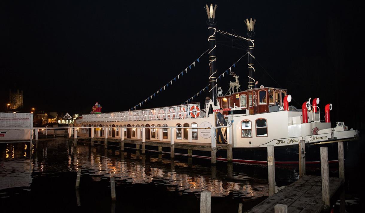 Hobbs of Henley Christmas Party Cruises