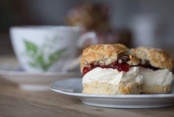 Cream tea.