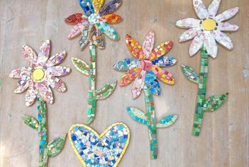 Mosaic Flowers with Emma Leith