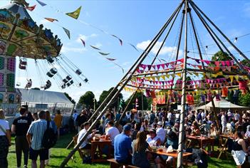 Feast On Festival fairground ride