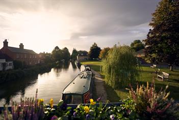 canal boats